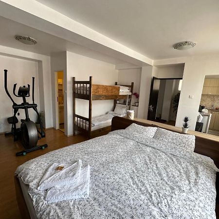 Brasov Place Villa Exteriör bild