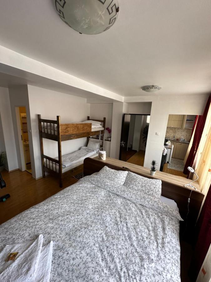 Brasov Place Villa Exteriör bild